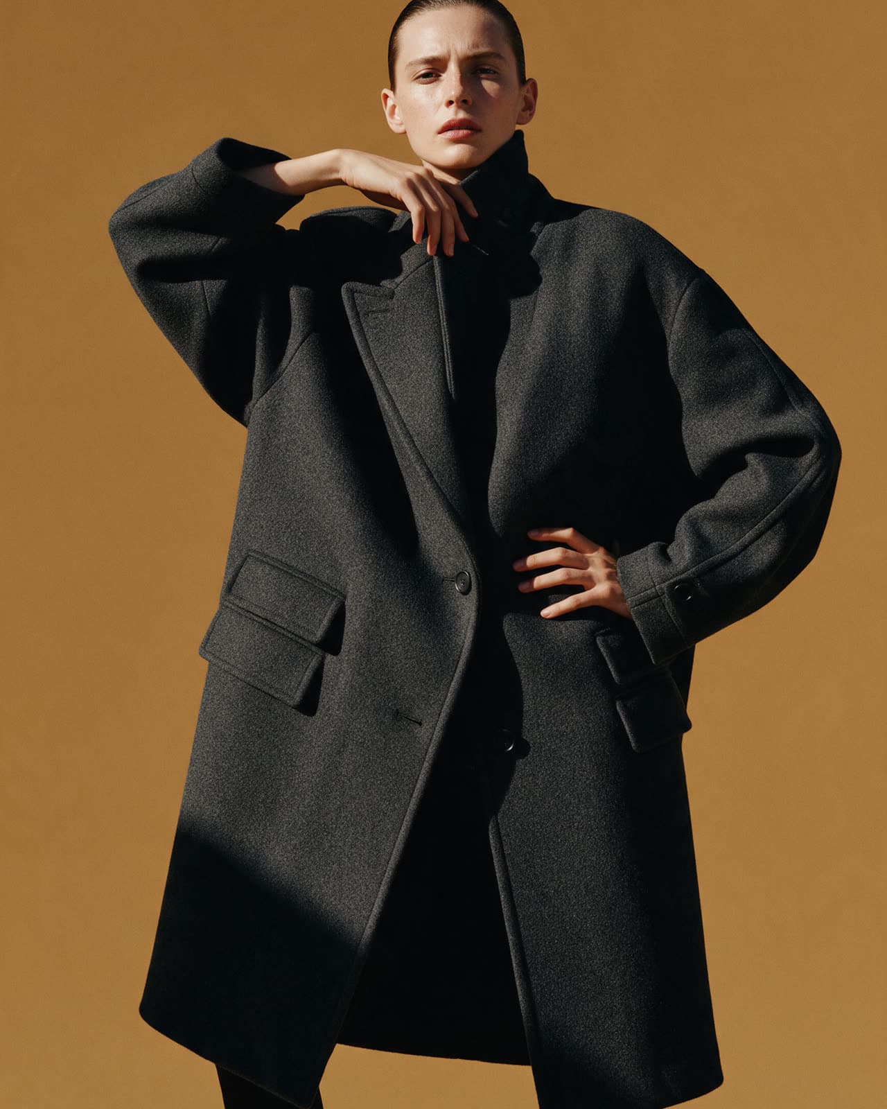 A bold fashion photo with strong color and a clear pose.
